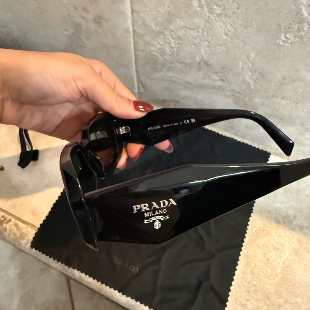 Prada Black Sunglasses - Picture 2 of 7